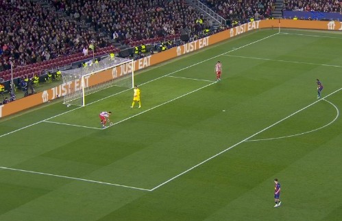 VAR为何成了摆设?——欧冠1/4决赛判罚漏洞的技术解码 体育新闻