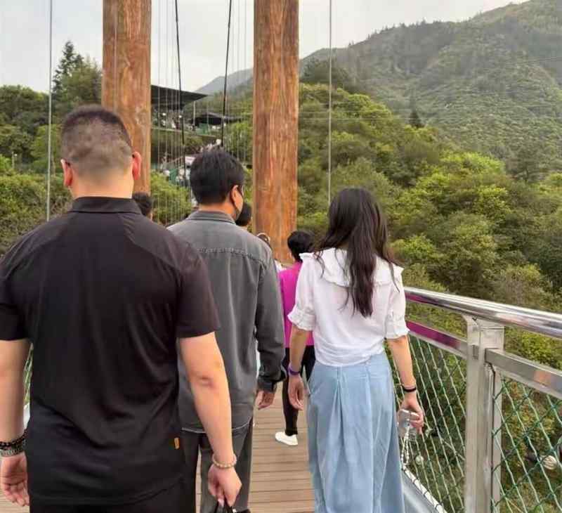 基因遗传的科学解读:为何佟俊言成为父亲的「完美复刻版」 健康养生