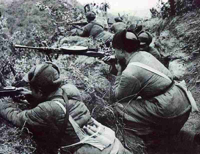  天德山防御战：钢铁丛林中的战术博弈与意志较量 新闻