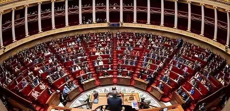  美元循环的债务暗流：美国战争成本转嫁机制深度解析 股票财经